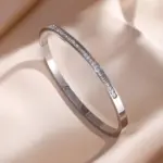 1 Uds. Pulsera apilada con números romanos con incrustaciones de circón brillante para mujer, accesorios de joyería exquisitos de moda para uso diario 4 1 Uds. Pulsera apilada con números romanos con incrustaciones de circón brillante para mujer, accesorios de joyería exquisitos de moda para uso diario 4