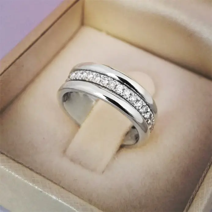 nuevo anillo de boda de moda para mujer Micro pavimentado Cubiz Zircon anillos de dedo accesorios de joyería de compromiso femenino 2