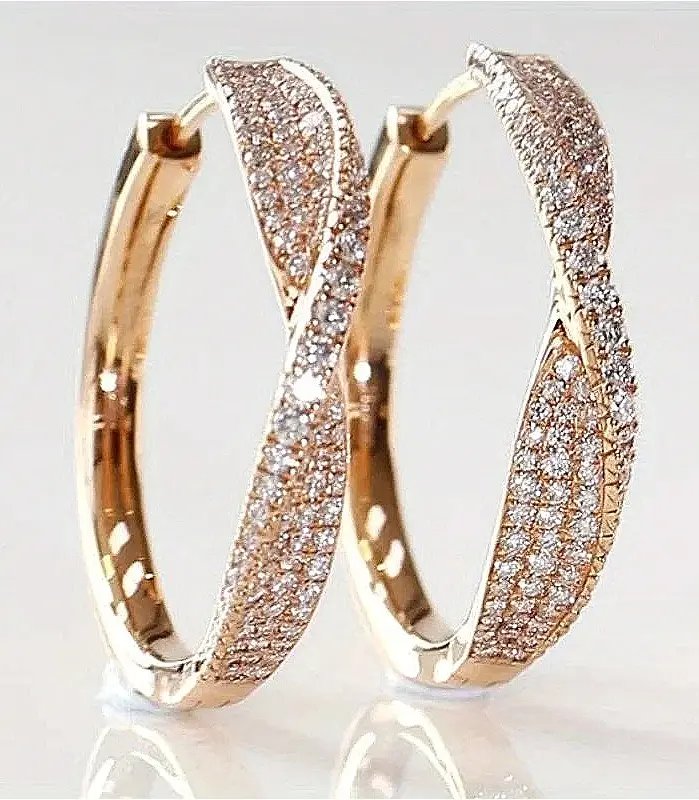 Pendientes de aro chapados en oro con circonita sintética con incrustaciones brillantes de lujo para mujer, accesorios de joyería de boda diarios exquisitos a la moda 1