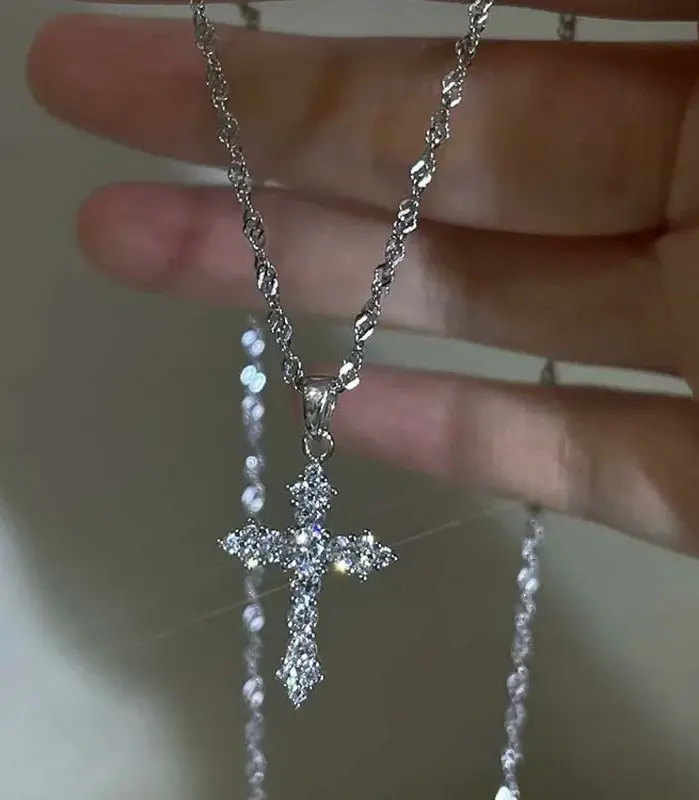 Collar con colgante de Cruz de circón de cristal brillante para mujeres y niñas, collar de cadena fina de Color plateado Punk, joyería de fiesta, regalo de cumpleaños 2