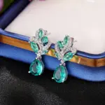 Huitan-pendientes colgantes de circonia cúbica verde para mujer, aretes femeninos de compromiso de boda, accesorios elegantes, regalo elegante 4