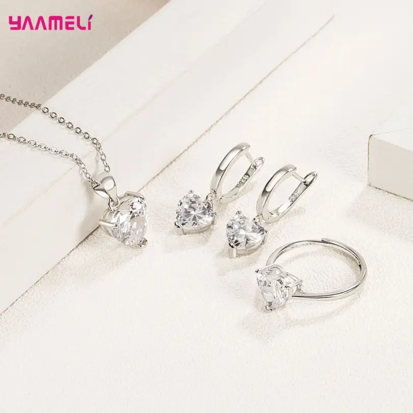 Conjuntos de regalo de joyería fina de Plata de Ley 925 para mujer, pendientes Huggie de circón con corazón romántico, colgante, collar, anillo 4
