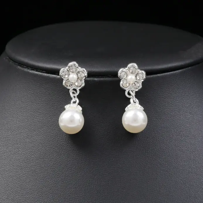 Conjunto de joyería nupcial con perlas de imitación para mujer, collar de gota Floral, pendientes, conjuntos de joyería de boda, elegante 2
