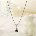 Conjunto de pendientes y collar para mujer, colgante de aleación de cobre de viento ligero de lujo, piedra de cristal negro, sección de Clip para oreja, joyería combinada, 3 uds. 5