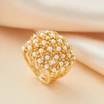 Anillos de perlas con incrustaciones de Color dorado hueco para mujer, accesorios de regalo de cumpleaños, joyería personalizada de moda 3