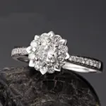 Anillo clásico de Plata de Ley 925 de lujo para mujer, joyería de copo de nieve, anillo de diamante simple de 30 quilates, anillo de mujer de diamante de imitación 3