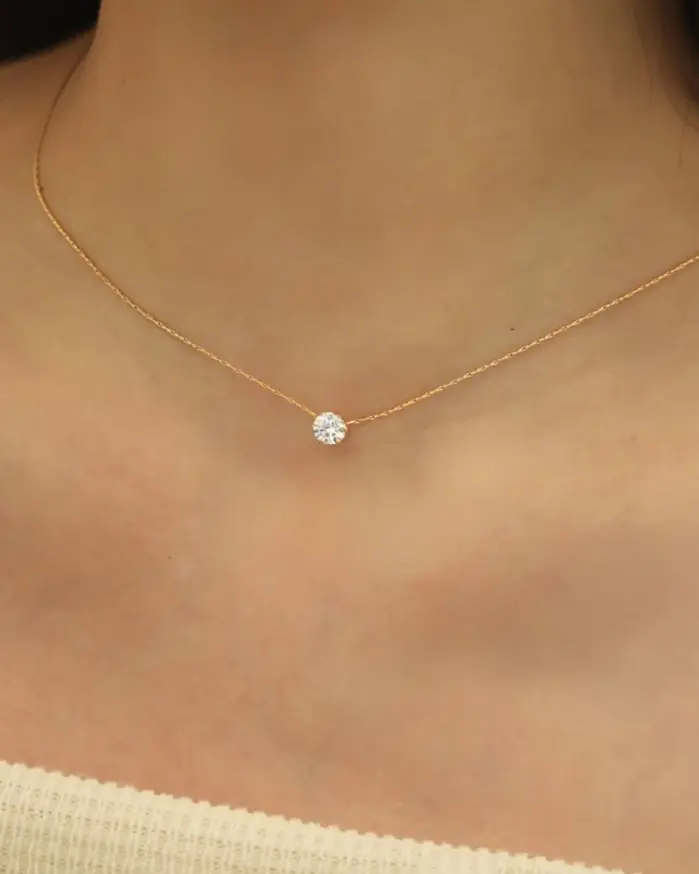 Collar de acero inoxidable chapado en oro para mujer, delicado y minimalista, con dije de circón, cadena antideslustre, redondo, piedra Cz transparente, joyería 1