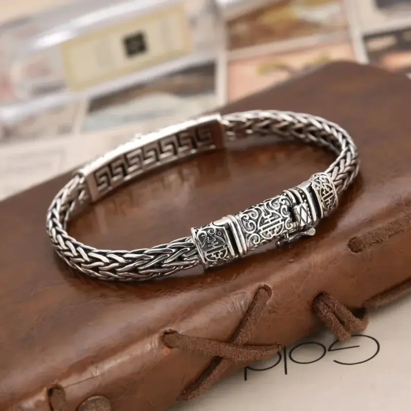 💎 Collar "Black Diamond Geometry" – Estilo Vanguardista Hecho a Mano 5