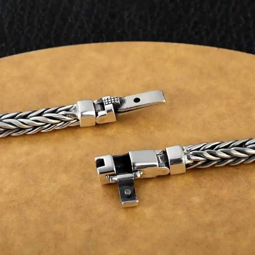 🦾 Pulsera "Argentum Keel S925" – Plata Sólida Hecha a Mano 4