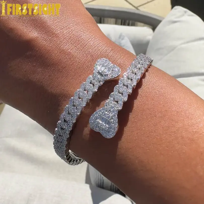 2025 nuevo Iced Out Bling abierto corazón flor encanto pulsera AAA CZ circón mariposa brazalete para hombres mujeres Hip Hop joyería de lujo 3