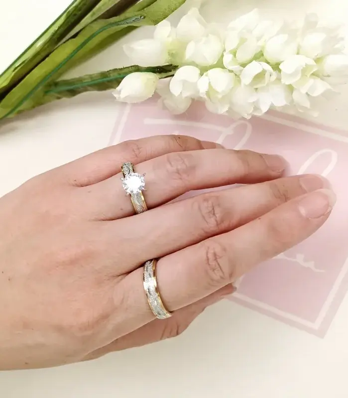 Anillos de compromiso para parejas de amantes de 4mm para mujeres y hombres, anillo de acero inoxidable con circón, joyería de estilo coreano para boda WC033 2