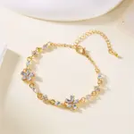 🌺 Pulsera "Jardín de Fuego" – Flores de Cristal Rojo y Oro de 18Kde boda de lujo 4