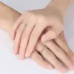 Nueva moda Mobius anillos de pareja lisos anillo ajustable de Color plata clásico para hombres y mujeres joyería de boda regalo de San Valentín 6