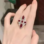 Preciosos anillos de rubí de lujo para mujer, elegante y a la moda, estilo clásico, exquisito anillo de compromiso con incrustaciones de diamante rojo, joyería fina 5