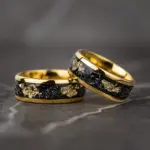 Anillo de tungsteno con meteorito de 8 mm para hombre, joyería de moda, anillos de boda para hombre, anillos de compromiso con incrustaciones de hoja de oro, regalos finos, ajuste cómodo. 4