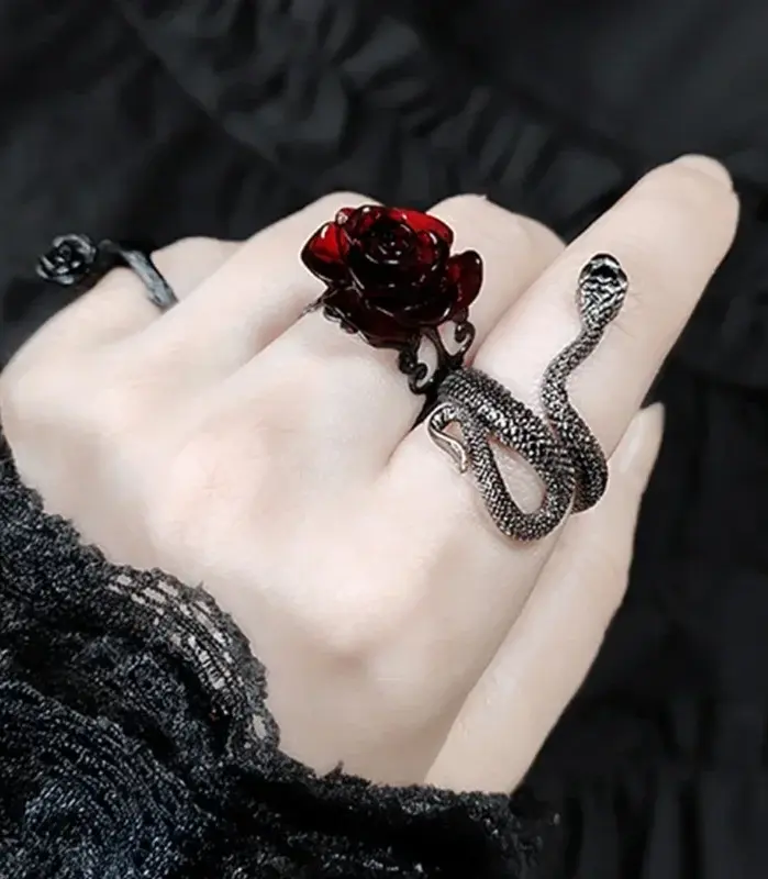 Anillos De Rosa Roja gótica Punk para mujer, anillos huecos ajustables para mujer, bruja pagana, Vintage, regalo de Halloween para niña genial, regalo de joyería de fiesta 1