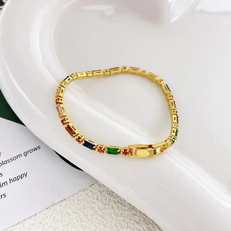 🌈 Pulsera Tennis "Arcoíris Infinito" – Cristales AAA y Oro 18K 4