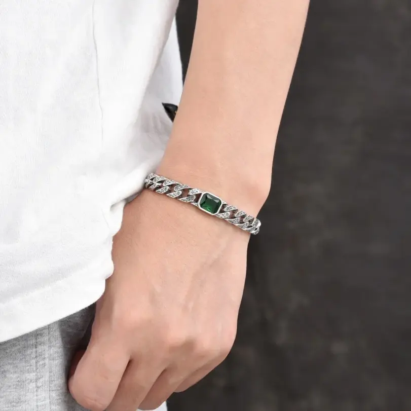 ✨ Pulsera "Tang Dynasty Brilliance" – Plata, Patrón Tang y Diamantes (Estilo Hip-Hop Unisex) 6