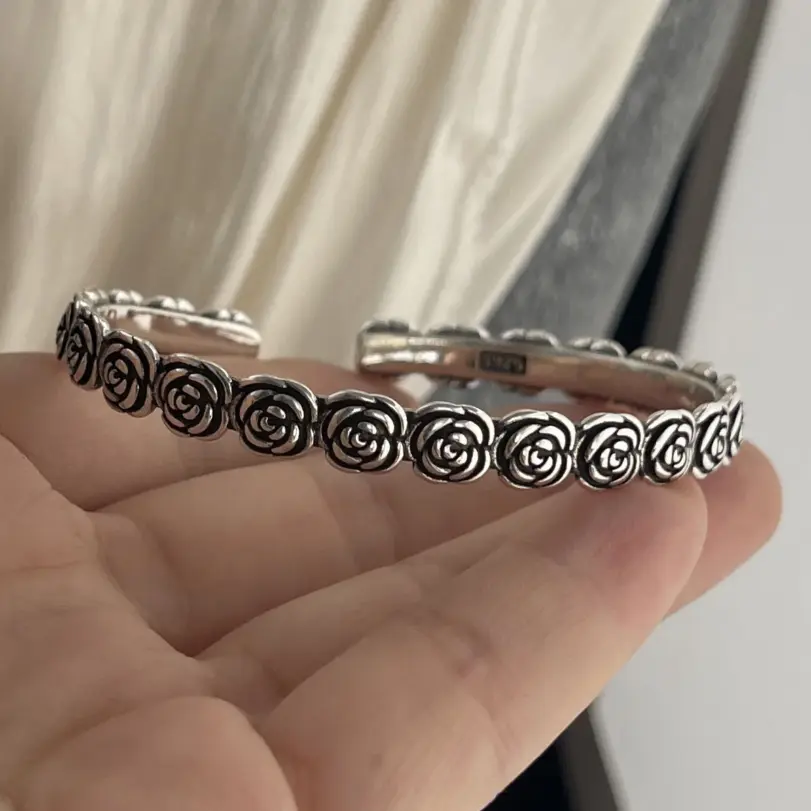 🌿 Pulsera "Antique Bloom S925" – Plata Sólida Grabada a Mano 4