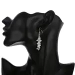 Pendientes colgantes con cuentas de uva creativas de color plateado para mujer, regalos finos de fiesta a la moda, joyería noble elegante 6