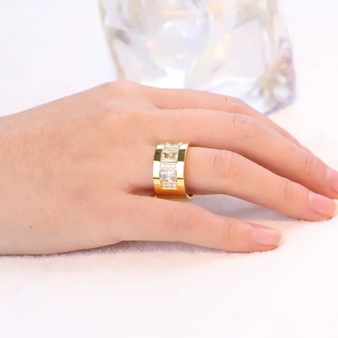 anillos de cristal a la moda para mujer, venta al por mayor, anillos de boda de acero inoxidable de Color oro amarillo para mujer, joyería de fiesta 2