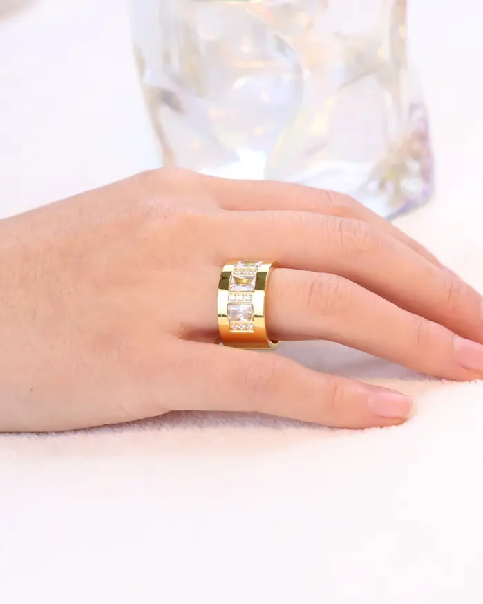 anillos de cristal a la moda para mujer, venta al por mayor, anillos de boda de acero inoxidable de Color oro amarillo para mujer, joyería de fiesta 2