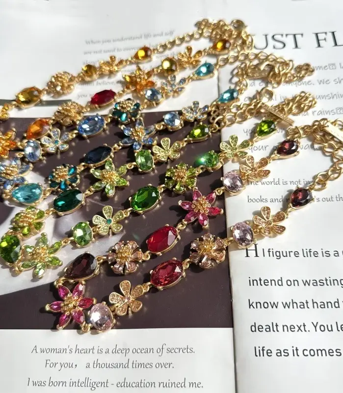 Moda europea americana, collar de circonita de cristal colorido con forma de lágrima brillante de lujo, cadena de clavícula para fiesta y boda 1