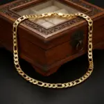 🔝 Collar "Noble Curb 6mm" – Cadena Lateral en Oro 18K Luxury 4