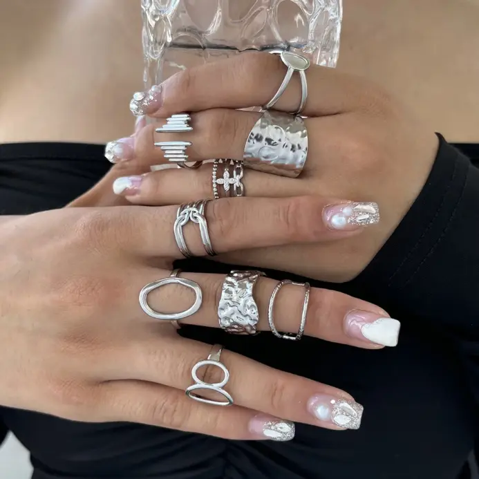 2025 anillos de acero inoxidable minimalista geométrico entrelazado anillo abierto ajustable anillo atmosférico de moda para mujer joyería nueva 2