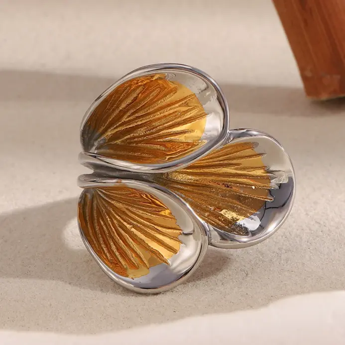 316L Acero inoxidable dos tonos pétalo anillo fiesta joyería impermeable mujer elegante 18K chapado en oro anillo regalo 2025 2