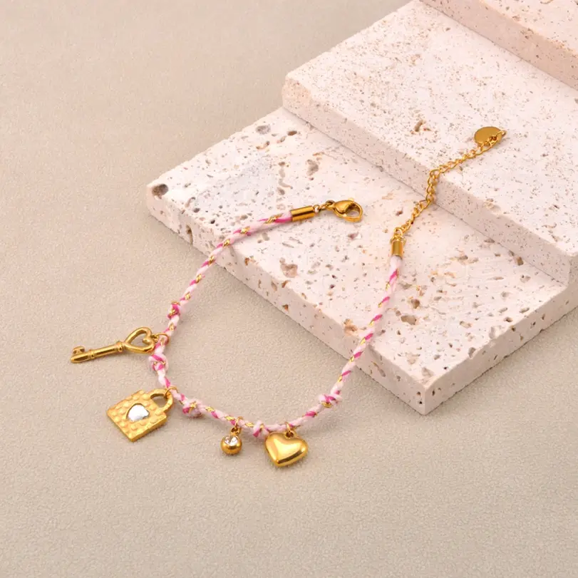 💖 Pulsera "Love Pink" – Acero 316L, Oro 18K PVD e Impermeable 1