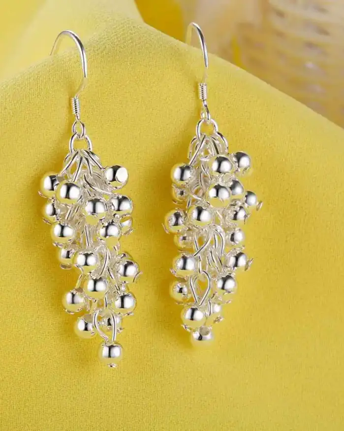 Pendientes colgantes con cuentas de uva creativas de color plateado para mujer, regalos finos de fiesta a la moda, joyería noble elegante 1