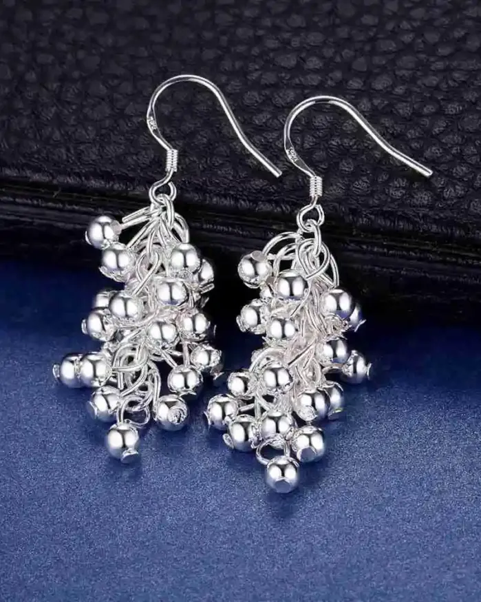 Pendientes colgantes con cuentas de uva creativas de color plateado para mujer, regalos finos de fiesta a la moda, joyería noble elegante 2