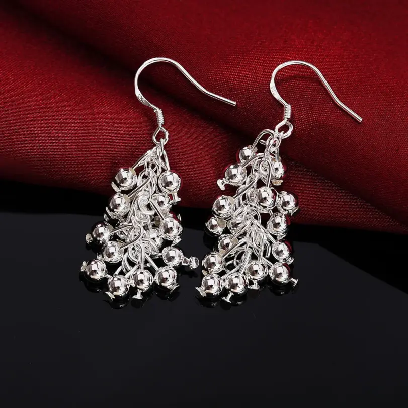 Pendientes colgantes con cuentas de uva creativas de color plateado para mujer, regalos finos de fiesta a la moda, joyería noble elegante 3