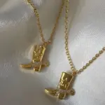 🤠 Collar "Rodeo Star" – Acero 316L, Bota y Sombrero Vaquero en Oro 18K 6