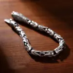 🦾 Pulsera "Thai Security Weave" – Plata Retro & Estilo Hip-Hop 3