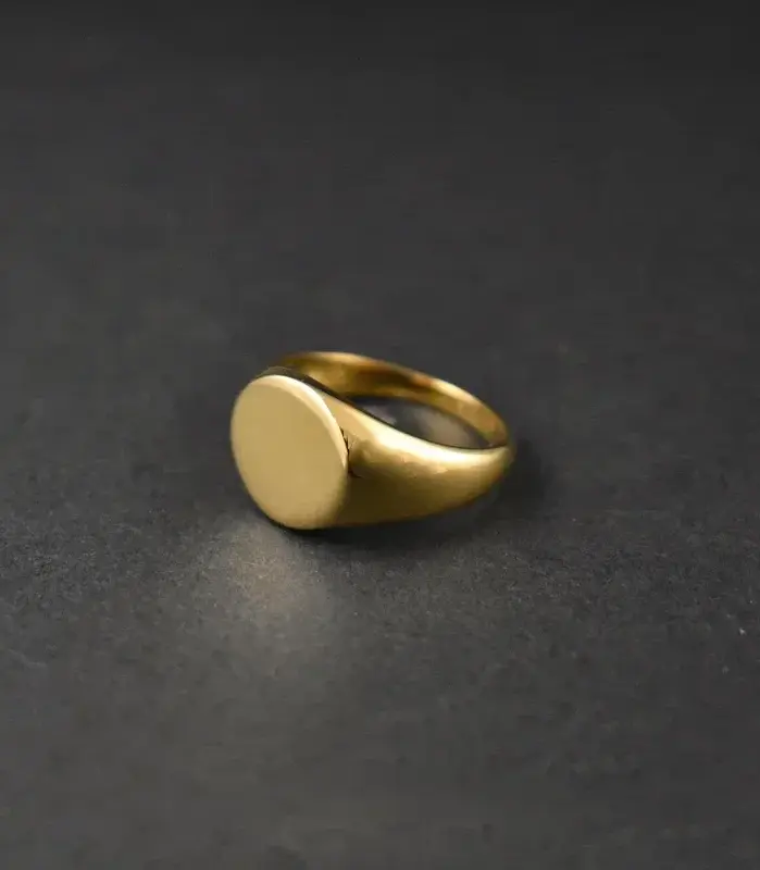 Anillos de sello en blanco lisos ovalados chapados en oro de 18 quilates de acero inoxidable altamente pulido hechos a mano para mujeres y hombres 2