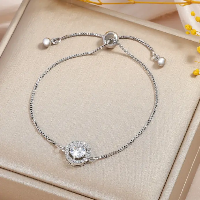 ✨ Pulsera "Brillo Esencial" – Circonia Cúbica y Ajuste de Precisión 1