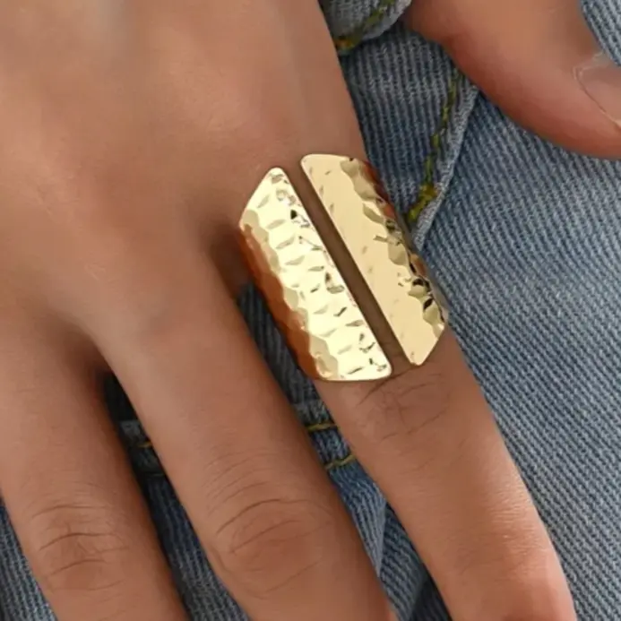 Anillo Abierto para Mujer, Moderno y Sencillo, Versátil con Textura Martillada, Ideal para Uso Diario 1