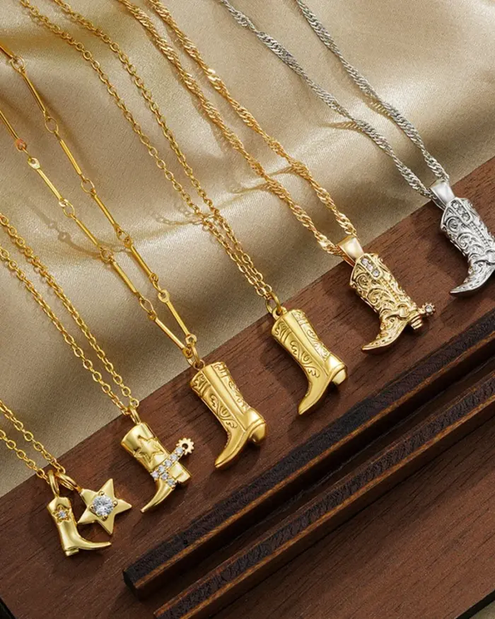 🤠 Collar "Rodeo Star" – Acero 316L, Bota y Sombrero Vaquero en Oro 18K 1