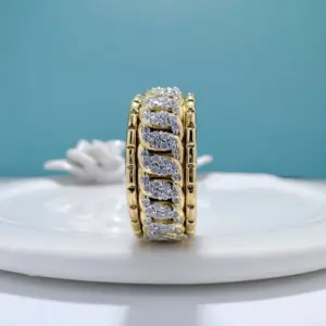 100% de lujo de oro auténtico de 18k para mujer, marca de moda hip-hop, anillo de diamante giratorio, diseño de cadena cubana, anillo de moissanita 1