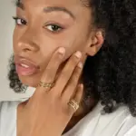 Un nicho de anillo de joyería de cobre de cuatro anillos de dos colores, hipoalergénico, estilo Ins, artefacto apilable, adecuado para joyería de mujeres jóvenes 2 Un nicho de anillo de joyería de cobre de cuatro anillos de dos colores, hipoalergénico, estilo Ins, artefacto apilable, adecuado para joyería de mujeres jóvenes 2