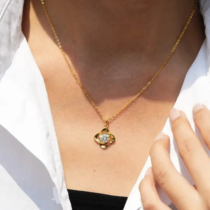 Collar con colgante de moissanita para mujer de oro 100% auténtico de lujo de 18 quilates 2