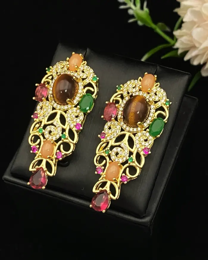 Juego de Joyería de Lujo para Mujer Falair, con Circonitas Simuladas, Brazalete, Anillo, Collar y Aretes de Cobre Dorado, Joyería Elegante para Uso Diario 2