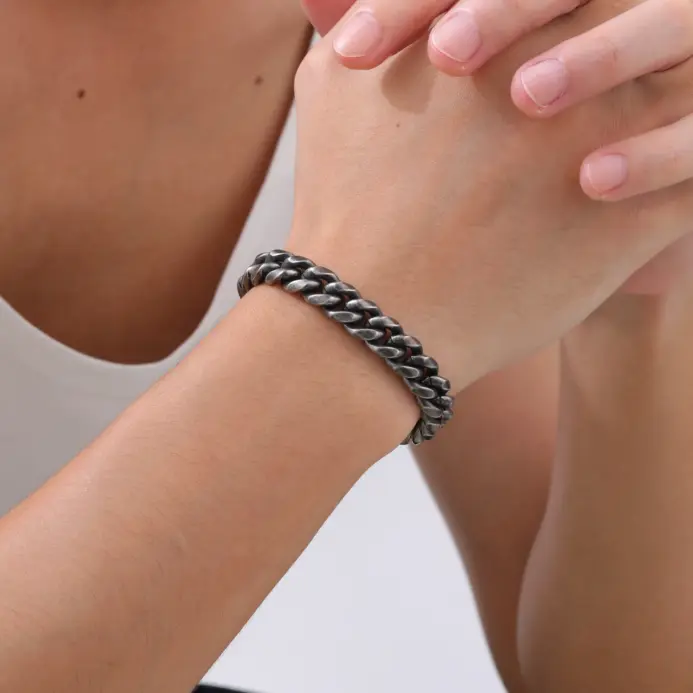 ⛓️ Pulsera "Steel Sovereign" – Acero Antiguo Estilo Dome 2