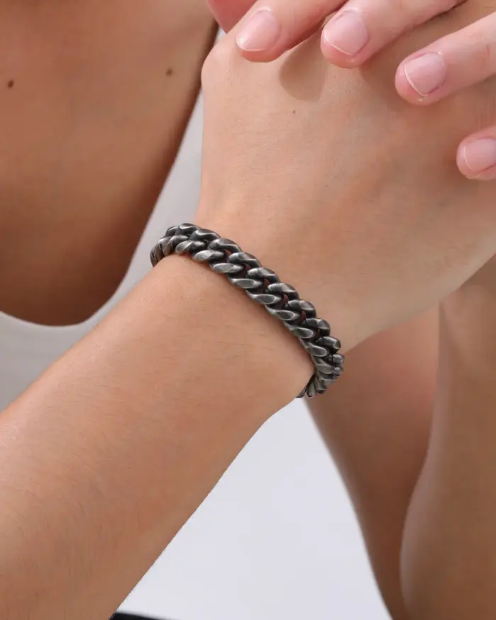 ⛓️ Pulsera "Steel Sovereign" – Acero Antiguo Estilo Dome 2