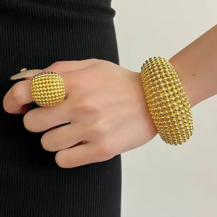 Pulsera abierta de Metal pesado para mujer y niña, brazalete con cuentas de bola redonda hueca Vintage, joyería exquisita de moda para fiesta, regalos 1