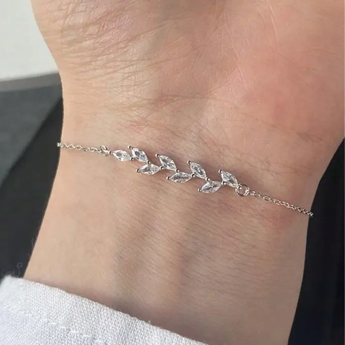 pulsera de cadena ajustable con hoja de circonia AAA para mujer, joyería única y elegante para fiesta y boda 2