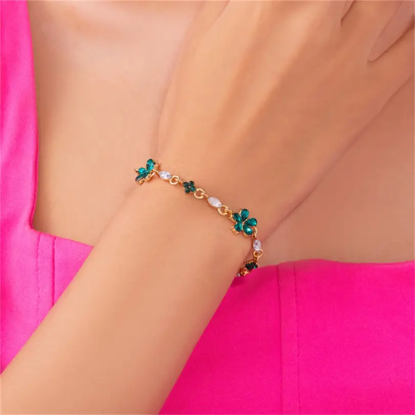 🌺 Pulsera "Jardín de Fuego" – Flores de Cristal Rojo y Oro de 18Kde boda de lujo 5
