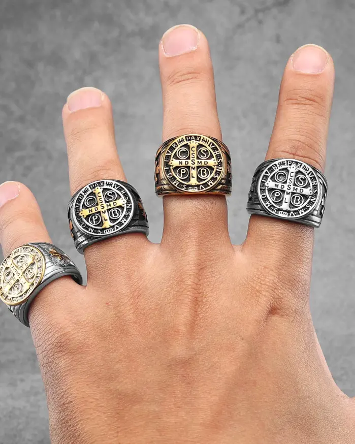 Exorcismo San Benito Cspb Cruz hombres anillos Punk Hip Hop para novio joyería de acero inoxidable regalo creativo al por mayor 2